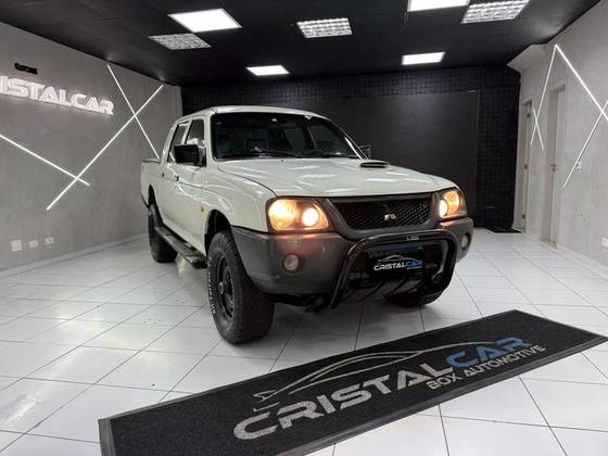 MITSUBISHI L200 2.5 GL 4X4 CD 8V TURBO DIESEL 4P MANUAL MITSUBISHI L200 2.5 GL 4X4 CD 8V TURBO DIESEL 4P MANUAL